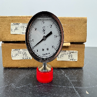 Ashcroft 1032 Sanitary Pressure Gauge Quantity 4 image 2